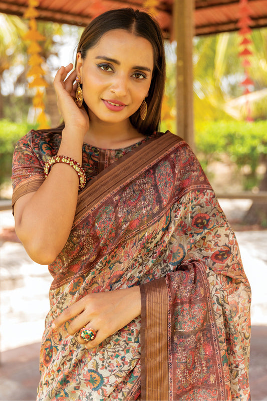 Linen Cotton saree with Beautiful Digital print and Zari Lining Pallu