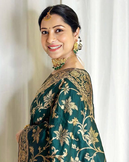 Women's Pure Soft Kanjivaram Silk Saree for Wedding With Blouse